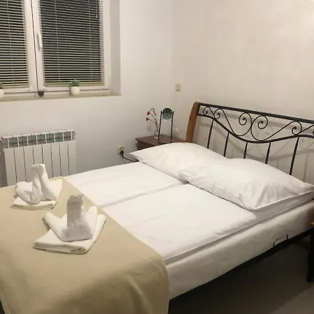 Vanessa U Podnoza Gor, Nad Jeziorem Czorsztynskim Apartment Harklowa