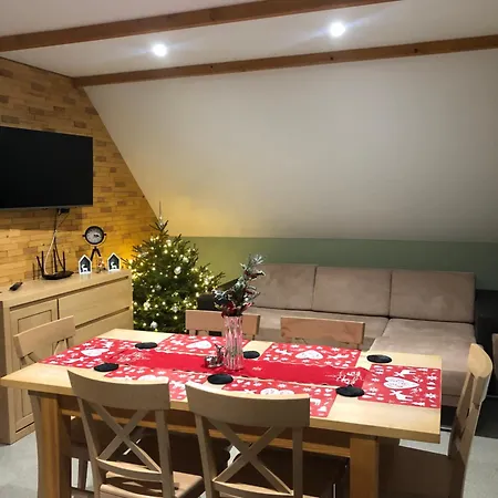 Vanessa U Podnoza Gor, Nad Jeziorem Czorsztynskim *